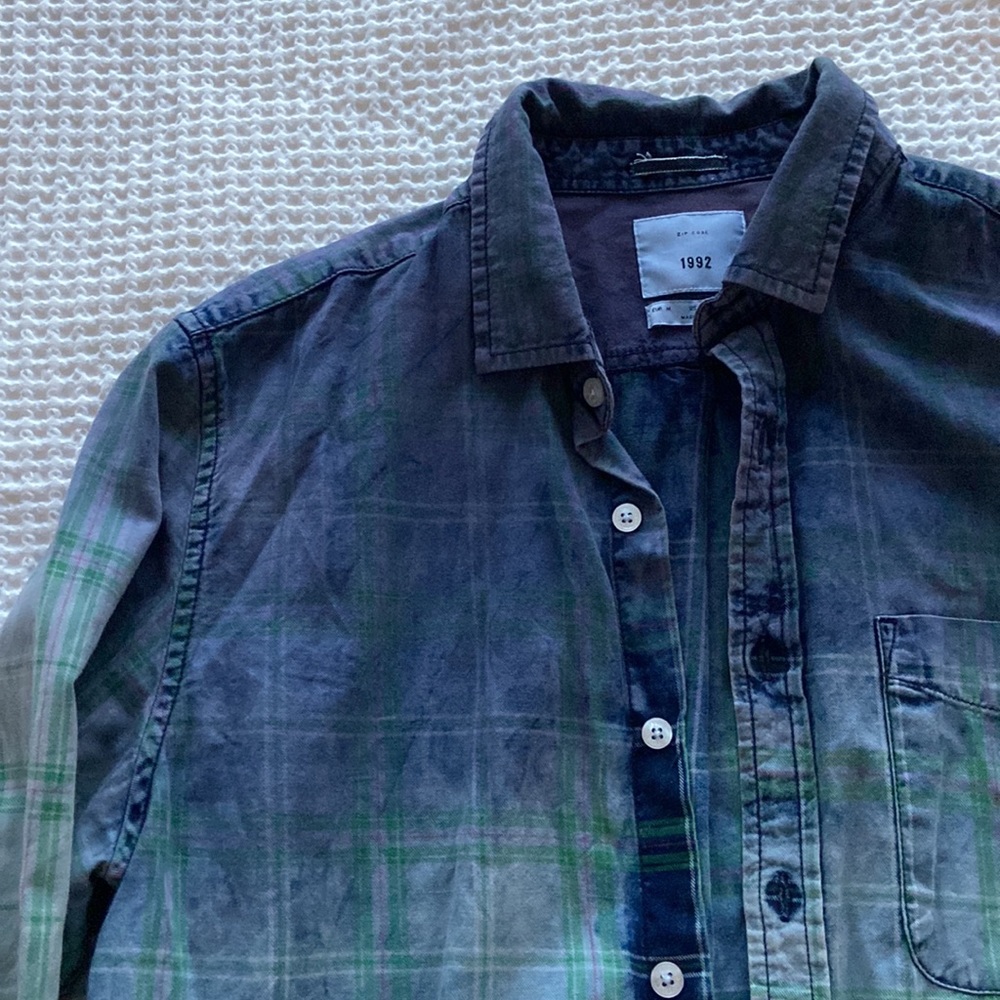 Distressed button down - Picture 4 of 6